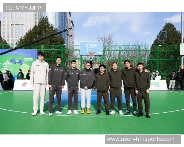 球队主持人杨瀚森与姚明的独特之处及其在篮球场上的不同表现分析 球队主持人杨瀚森与姚明的独特之处及其在篮球场上的不同表现分析