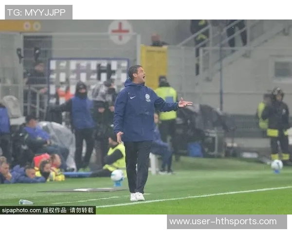 里维拉强调团队合作的重要性莱奥不能独自承担胜负责任 里维拉强调团队合作的重要性莱奥不能独自承担胜负责任